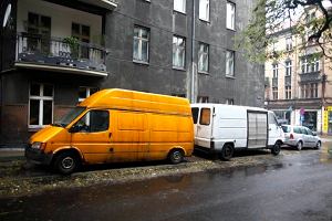 Ostatnio właściciele dostawczych furgonetek upodobali sobie ul. Drzymały