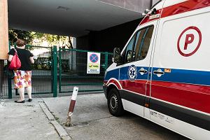 Płoty przy nowych osiedlach zagradzają ciągi komunikacyjne. Utrudniony dojazd mają także służby