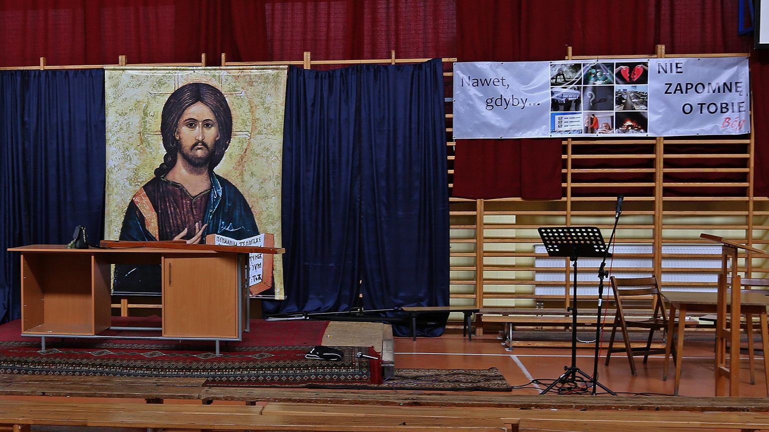 Czy szkolne rekolekcje są obowiązkowe? Uczniowie, którzy chodzą na religię powinni znać swoje prawa
