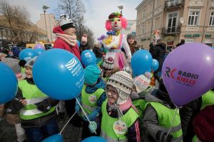 - Żegnaj zimo, witaj wiosno! -  krzyczały na mostku nad Silnicą przedszkolaki i uczniowie kieleckich szkół. W ten sposób tradycyjnie już 21 marca chciały obudzić wiosnę. 