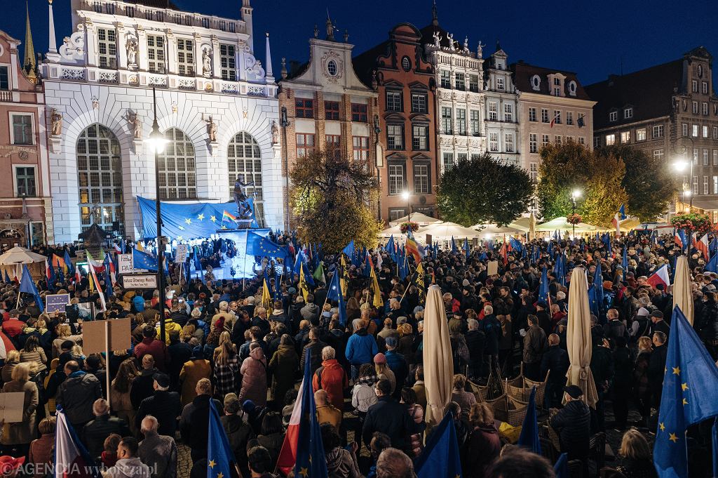 10/10/2021, Gdańsk, Protest după verdictul Tribunalului Constituțional din Julia Prusia.