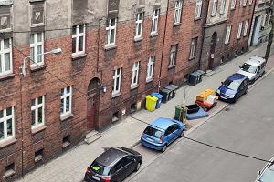 Kubły na ulicy Drzymały