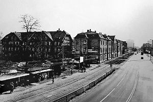 Katowice, Tak wyglądała ul. Chorzowska w 1995 r. Zdjęcie z książki 'Katowice, których nie ma'