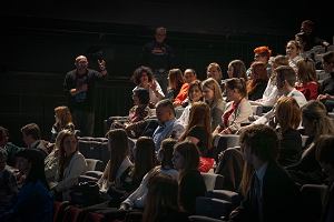 Debata o uczniowskich lękach w Teatrze im. Juliusza Słowackiego w Krakowie