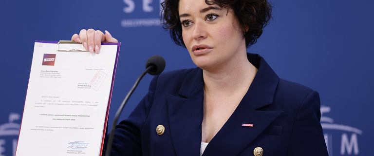 Media: Klub Lewicy wyrzucił senatora. "Konsekwencja pójścia pod prąd"