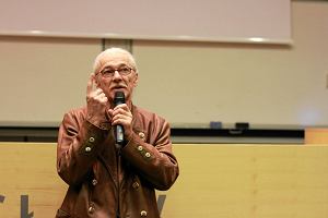 Prof. Michael Fleischer